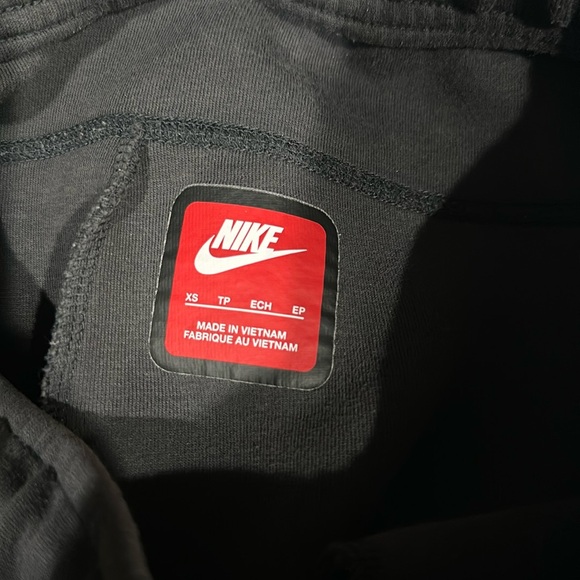 Nike Tech Fleece Color: Anthracite SIZE XSMALL - Picture 6 of 7